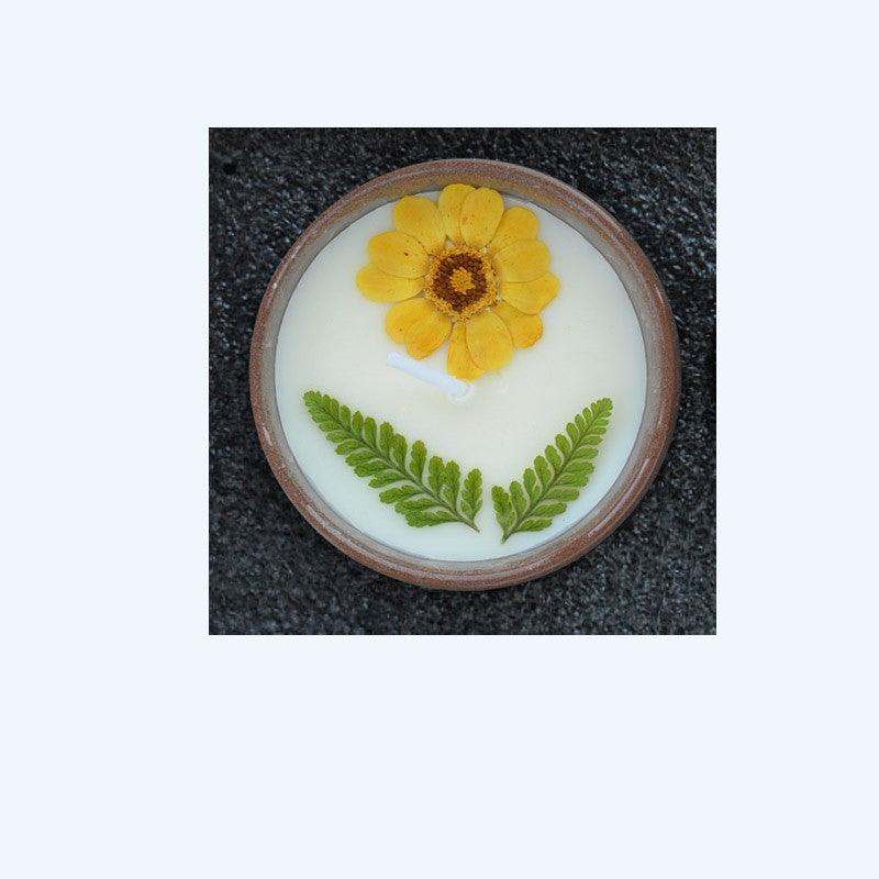 Ceramic Cup with Dried Flowers and Fragrant Candles - Cozy & Elegant